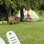 Weekend En Provence Oda ve Kahvaltı Comps (Drome)