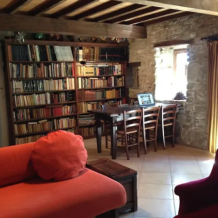 Bed & Breakfast Weekend En Provence Comps (Drome)