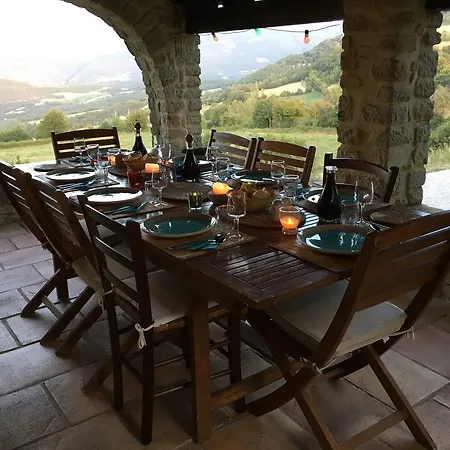 Bed & Breakfast Weekend En Provence Comps (Drome)