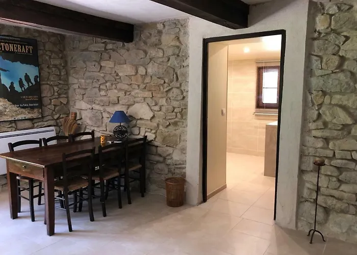 Weekend En Provence Comps (Drome)